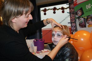 964375_234242080078653_1894874897_o