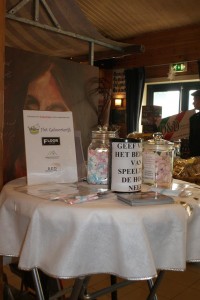 995587_234241000078761_1231197993_n